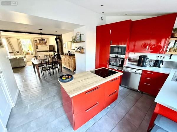 Maison à vendre à Saint-Méloir-des-Ondes en Ille-et-Vilaine (35350), ref : 35144/223   
Les Portes Rouges