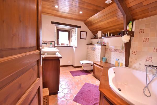 LONGERE 216 M² - TERRAIN 3900 M²