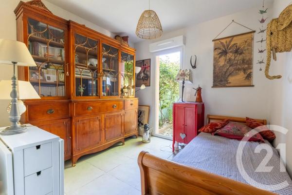 Appartement F4 à vendre  4 pièces - 75 m 2   MONTAGNAC  - 34