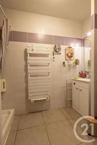 Appartement F4 à vendre  4 pièces - 75 m 2   MONTAGNAC  - 34
