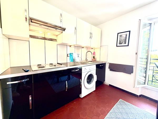 APPARTEMENT TYPE 2 MEUBLE A MANOSQUE PROCHE CENTRE VILLE