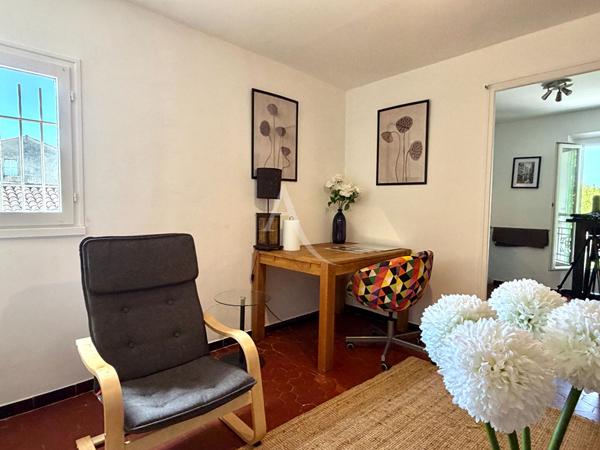APPARTEMENT TYPE 2 MEUBLE A MANOSQUE PROCHE CENTRE VILLE