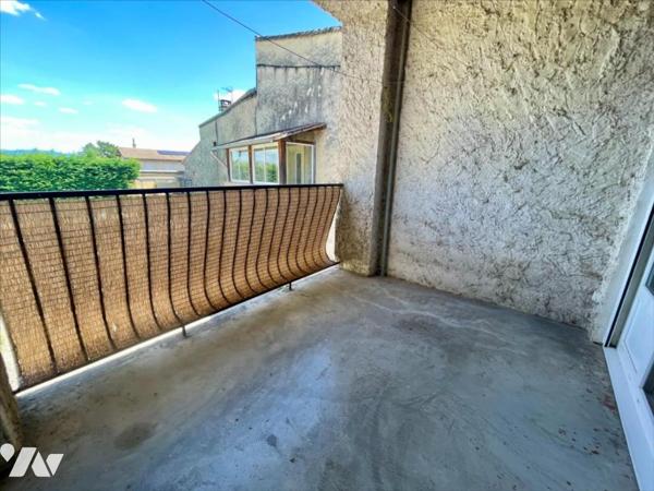 Maison de village - garage - balcon