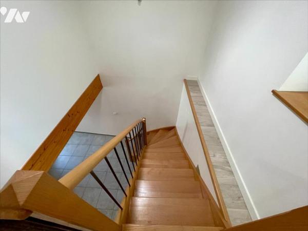Maison de village - garage - balcon