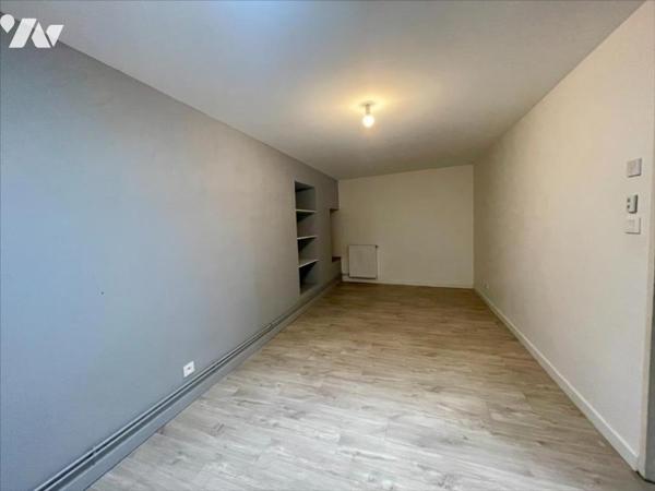 Maison de village - garage - balcon