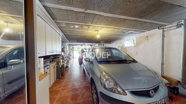 Villa de 184 m² située dans un quartier calme et huppé de Biarritz.