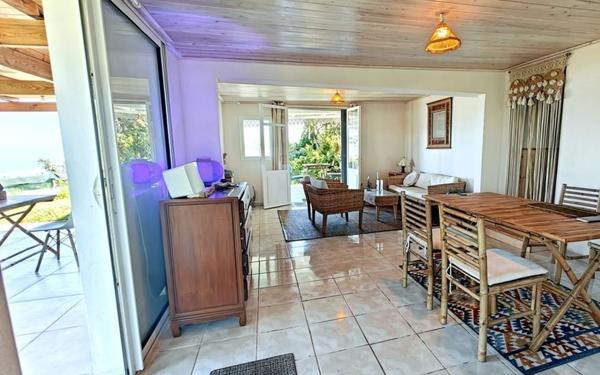 Maison à vendre    5 pièces • 124 m2 Petite-Île