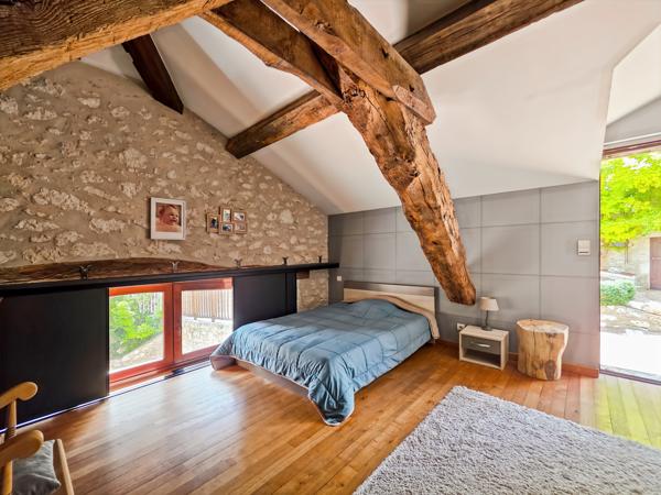 Maison 7 pièces - 400 m²