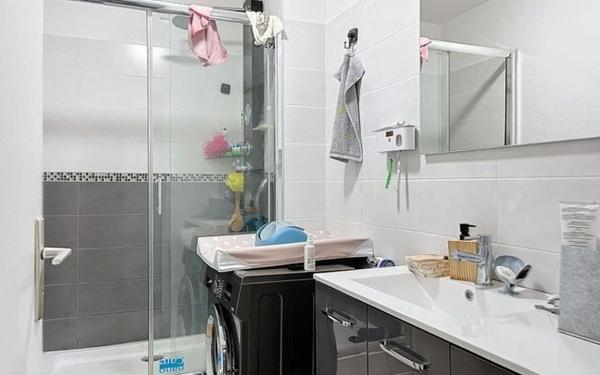 Appartement à vendre    3 pièces •  Montluçon