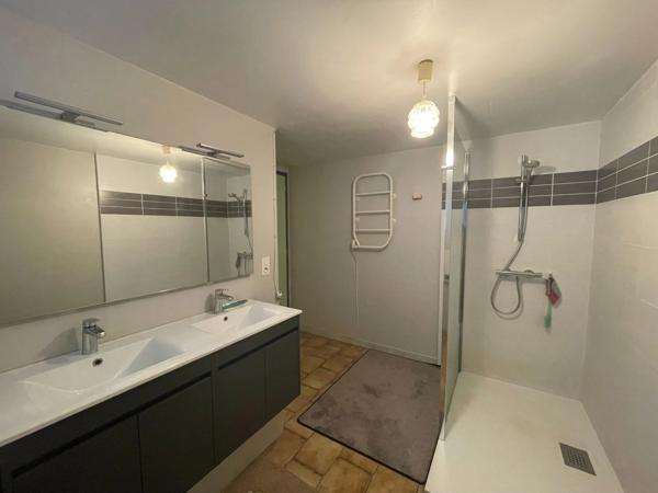 Longère à vendre 5 pièces PLOUNEVEZ QUINTIN (22)