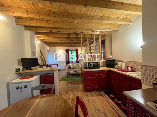 Maison d'habitation, 10 minutes BLIGNY SUR OUCHE, 25 minutes BEAUNE / POUILLY EN AUXOIS, 45 minutes DIJON.