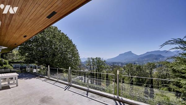 Maison 10 pièces, Colline de Monterminod