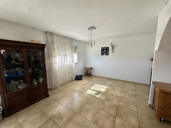 Maison familiale 4 chambres avec vue dégagée