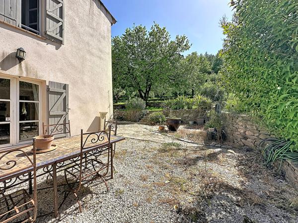 Maison de maître d'exception à vendre à Hyères - 8 pièces, piscine sur 12 000m2
