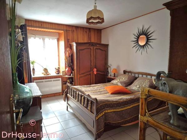 Maison à vendre 10 pièces de 201 m²