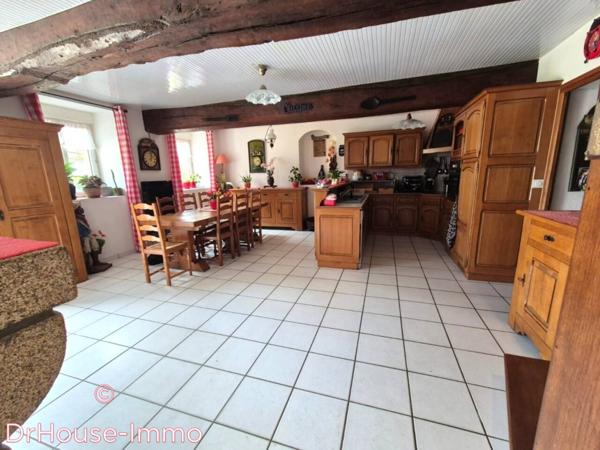 Maison à vendre 10 pièces de 201 m²