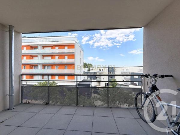 Appartement T2 à vendre  2 pièces - 37,89 m 2   VILLEFONTAINE  - 38
