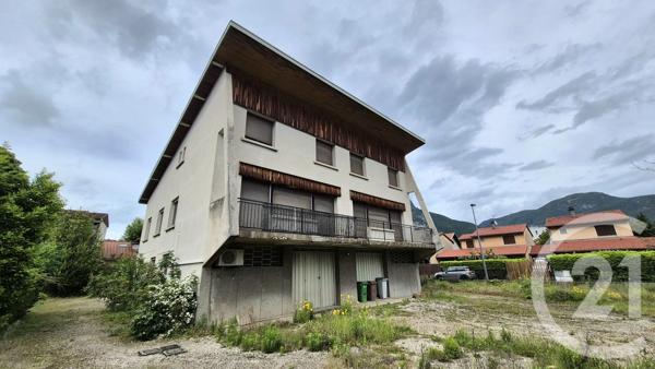 Maison à vendre  11 pièces - 420 m 2   FONTAINE  - 38