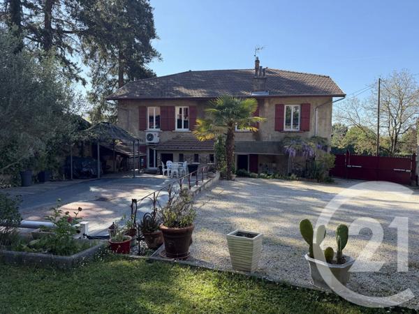 Maison à vendre  11 pièces - 420 m 2   FONTAINE  - 38