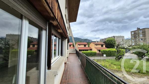 Maison à vendre  11 pièces - 420 m 2   FONTAINE  - 38