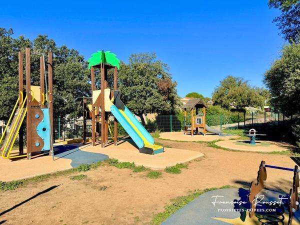 Villa duplex  et Terrasse ombragée avec intimité rare