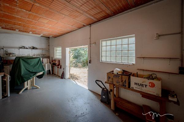 Charmante maison de campagne et ses dépendances