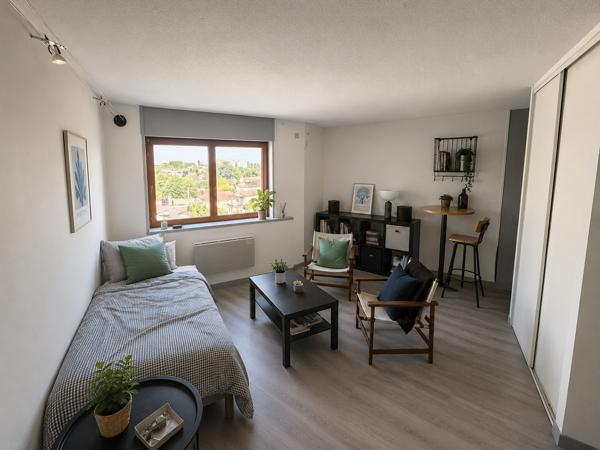 Studio lumineux 27 m² + parking Mérignac ARLAC