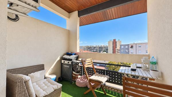 Exclusivité - Appartement 3 pièces dernier étage à vendre à Clermont-Ferrand avec balcon et stationnement