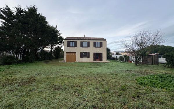 Maison à vendre    4 pièces •  Angoulins