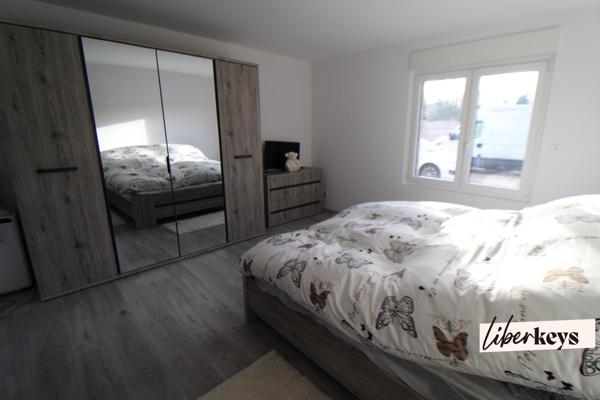 Vend maison individuelle semi plain pied, 6 pièces sur 1007m²