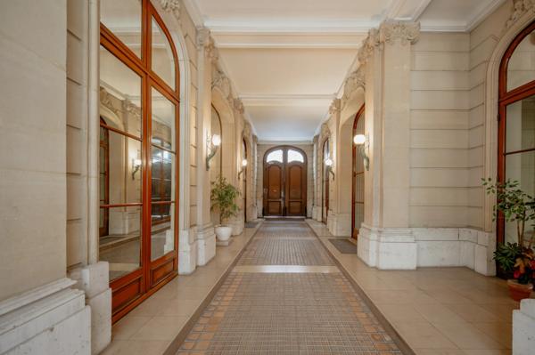 Appartement Paris 8e - SAINT-AUGUSTIN
