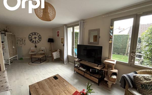 Appartement à louer    3 pièces • 64,65 m2 Voisins-le-Bretonneux