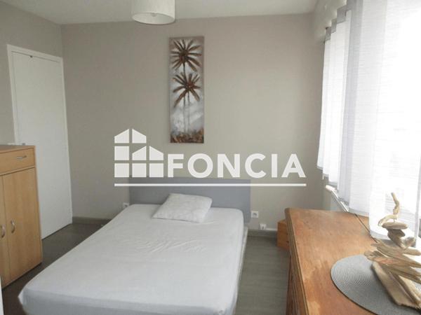 Location Studio meublé 30.99 m² - 18 RUE BONADO Pau 64000