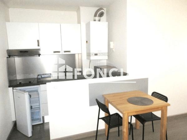 Location Studio meublé 30.99 m² - 18 RUE BONADO Pau 64000