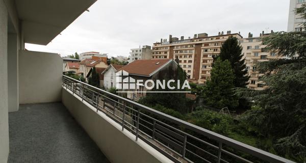 Location Studio 29.27 m² - Grenoble 38100