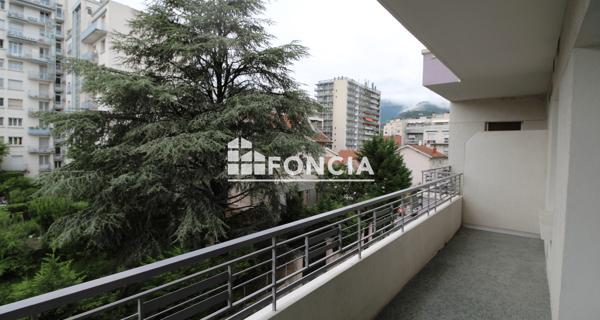 Location Studio 29.27 m² - Grenoble 38100