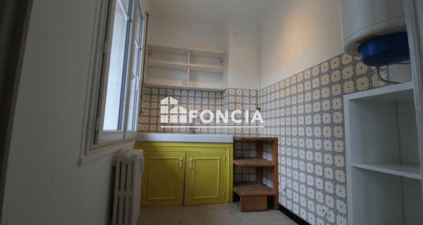 Location Studio 29.27 m² - Grenoble 38100