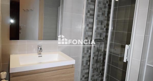 Location Studio 29.27 m² - Grenoble 38100