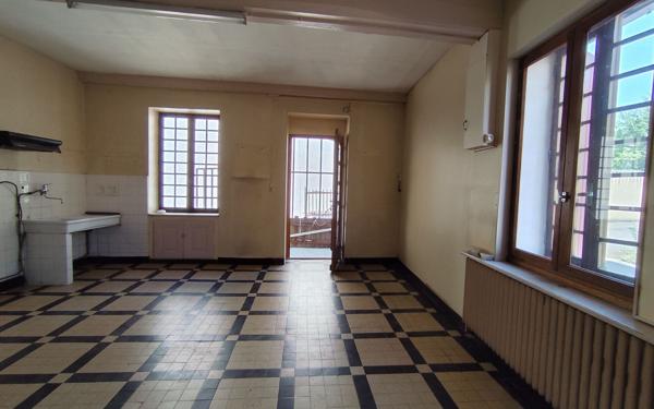 Maison à vendre    5 pièces •  Saint-Maurice-de-Beynost