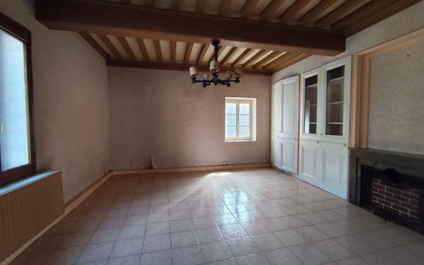 Maison à vendre    5 pièces •  Saint-Maurice-de-Beynost