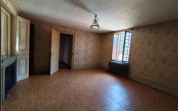 Maison à vendre    5 pièces •  Saint-Maurice-de-Beynost