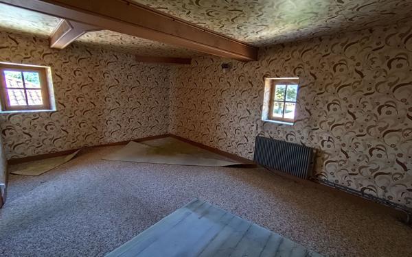 Maison à vendre    5 pièces •  Saint-Maurice-de-Beynost