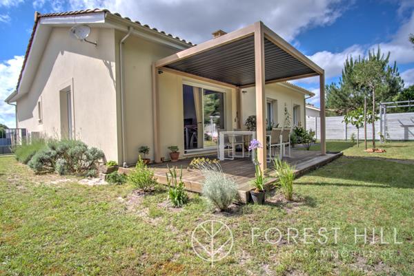 Parentis-en-Born (40160) Maison 4 pièces sur un terrain de 550 m²