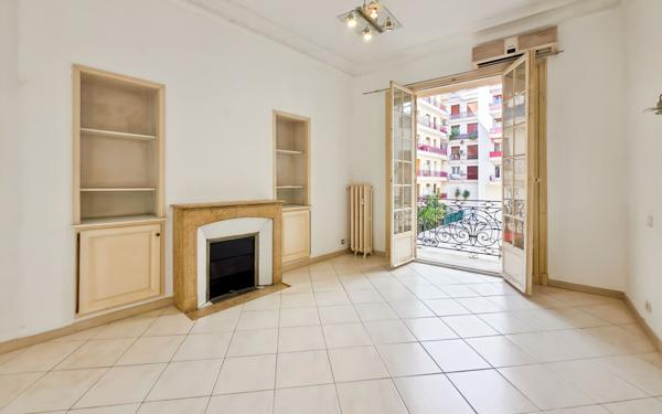 Appartement à vendre    3 pièces • 71,01 m2 Nice