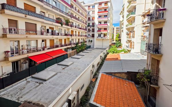 Appartement à vendre    3 pièces • 71,01 m2 Nice