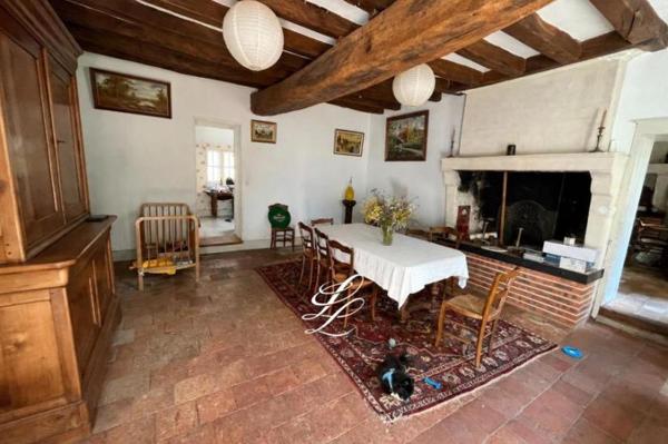 Vente - Maison 6 pièces 149 m 2 ECOMMOY (72220)