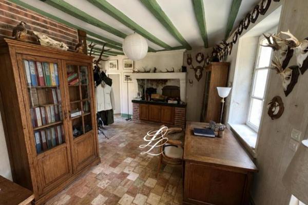 Vente - Maison 6 pièces 149 m 2 ECOMMOY (72220)