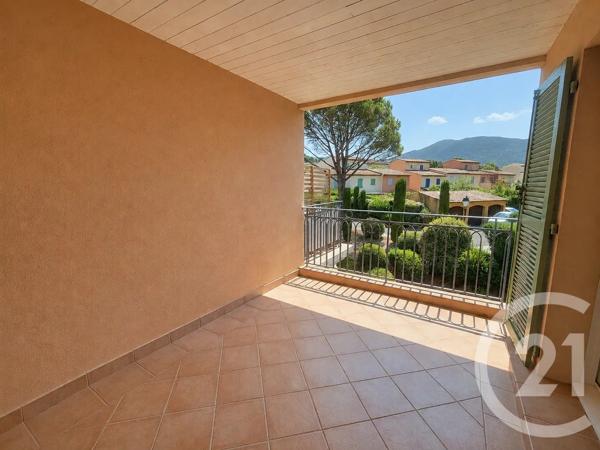 Appartement T3 à vendre  3 pièces - 52,16 m 2   LA MOLE  - 83