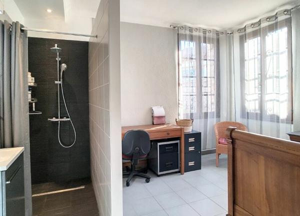 Maison à vendre    6 pièces • 151 m2 Prades