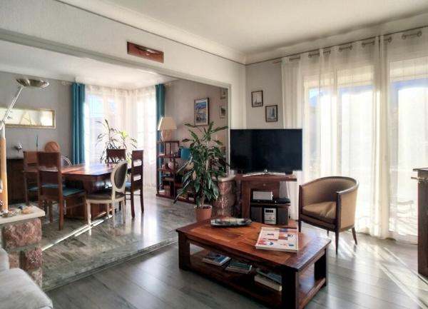 Maison à vendre    6 pièces • 151 m2 Prades